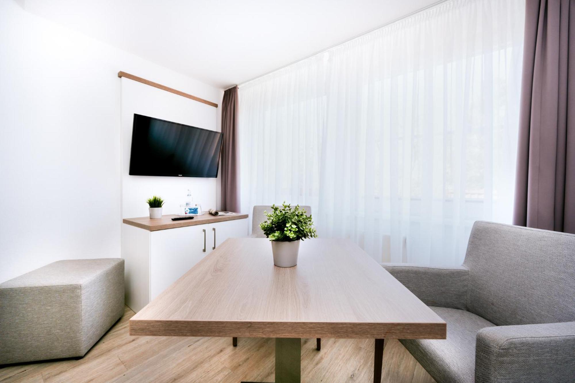 Apartmenthaus Moewenschrei Insel Poel Esterno foto